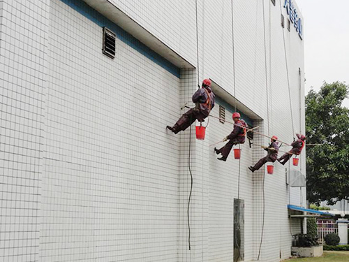 墙外高空清洗服务